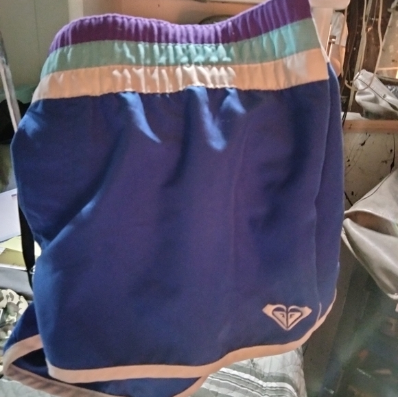 Roxy size9 shorts - Picture 1 of 4
